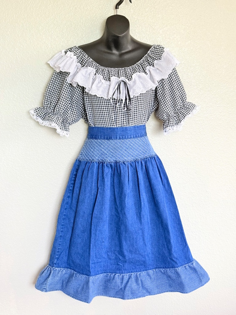 Coquette Cottagecore Gingham Ruffle Eyelet Lace Dirndl Folksy Blouse Sz XL